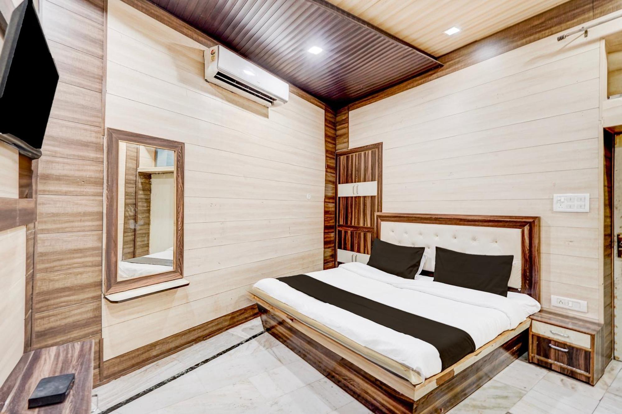 מטורה Hotel O Mayur Resort מראה חיצוני תמונה